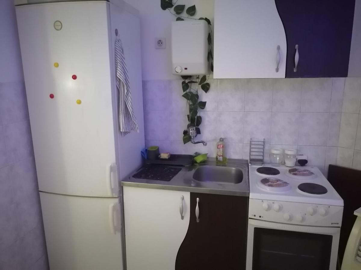 Low Cost Apartment Белград Екстериор снимка